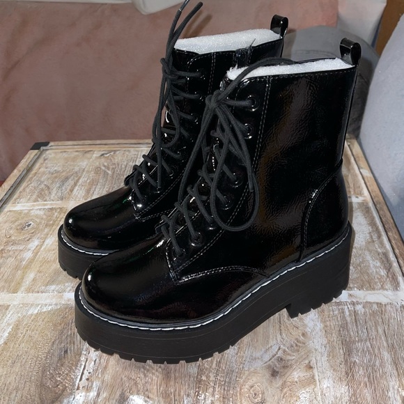 Black Patent Platform Boots - Picture 5 of 9